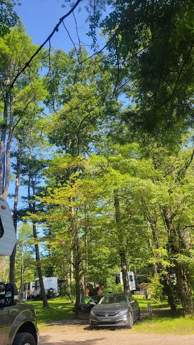 Ocean View Cottage & Camping 4