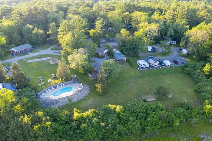 Ocean View Cottage & Camping 6