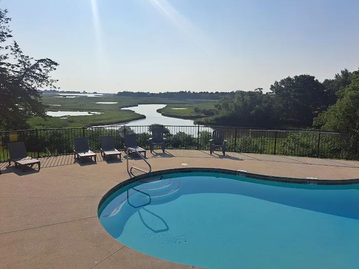 Ocean View Cottage & Camping 7