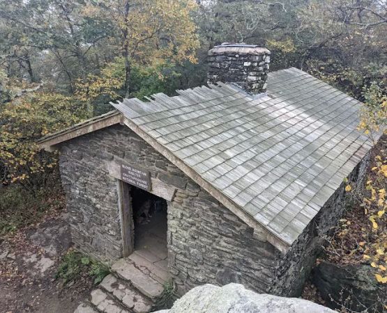 Blood Mountain Shelter