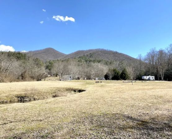J & J's Getaway Campground & RV Park