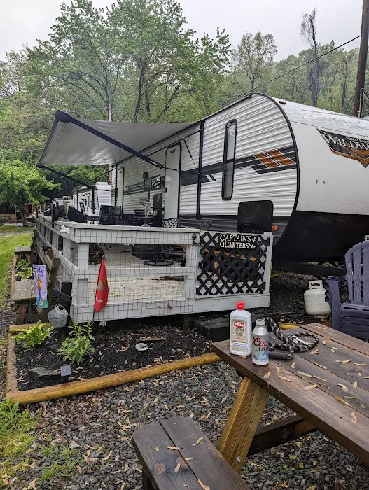 Gamler's Boat Yard Campgrounds 3