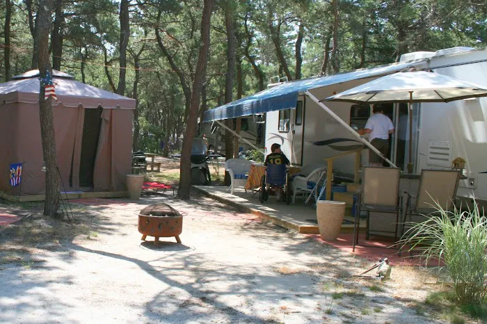 Adventure Bound Camping Resorts - Cape Cod 9