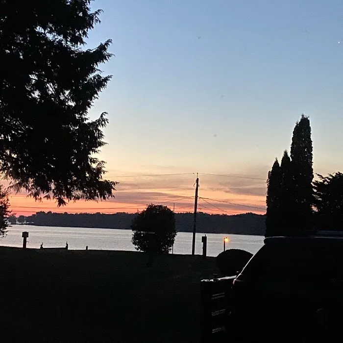 Holiday Harbor RV Park 9