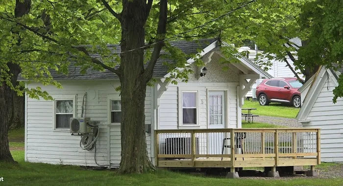 Sunset RV & Cabins 2