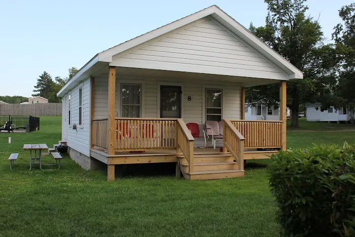 Sunset RV & Cabins 4