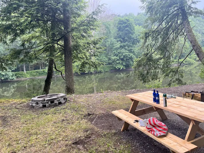 Rivers Edge Retreat 9