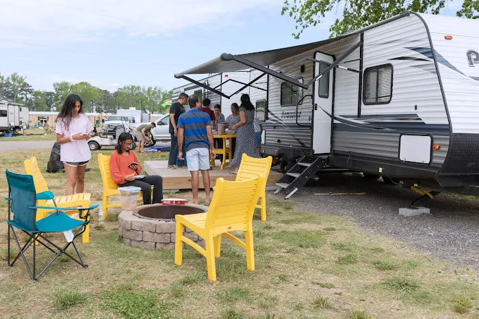 Outer Banks West / Currituck Sound KOA Holiday 2