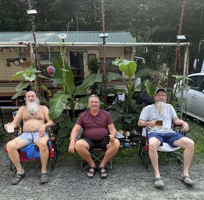 Hillside Campgrounds 9