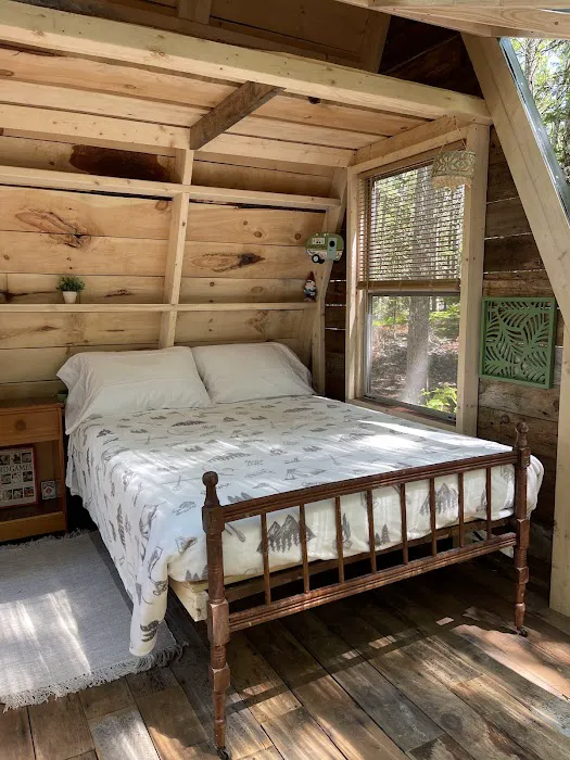 Balsam Hill Cabins 0