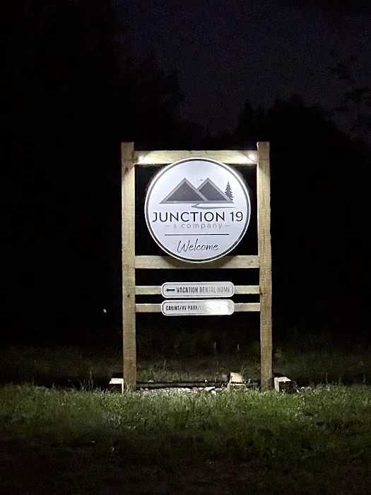 Junction 19 & Company Campground - RV Park, Tent Sites and Boat Launch 0