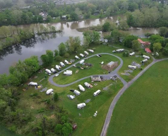 RIVERBANK CAMPGROUND AND COTTAGE RENTAL