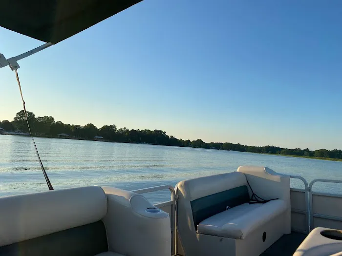 Riverside Camp and Marina 3