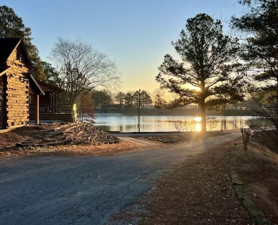 Davis Lakes & Campgrounds