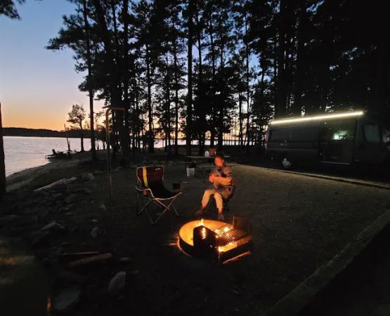 Kerr Lake, County Line Camping