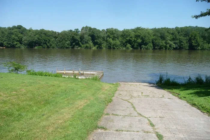 Sunbury Airport Campground 8