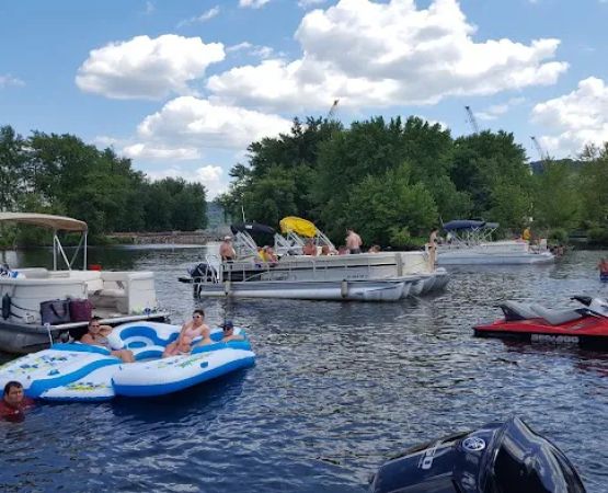 River Edge RV Camp & Marina