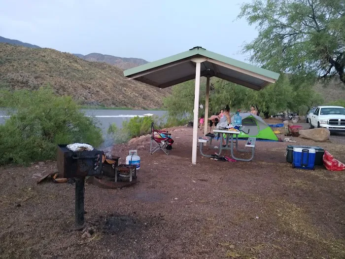 Apache Lake Vista 8