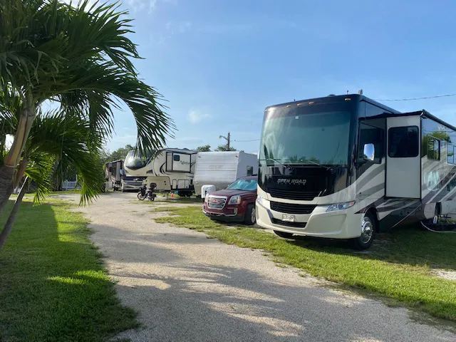 Leo's Key West Campground 6