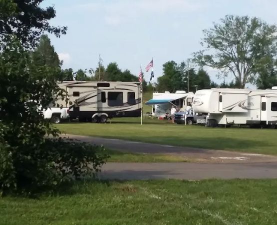 MOREHEAD FARMS CAMPGROUND