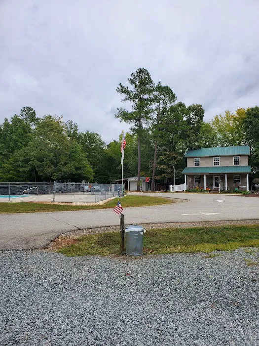 Cross Winds Family Campground 0