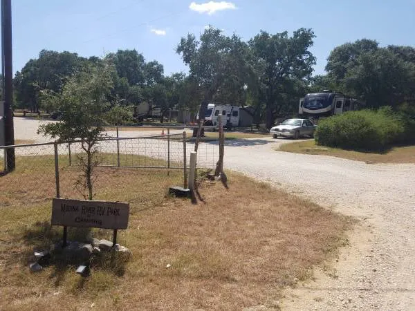 Medina River Rv Park and Camping 6