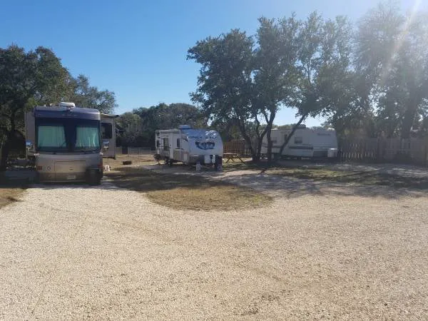 Medina River Rv Park and Camping 4