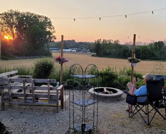 Lone Oak Campsites