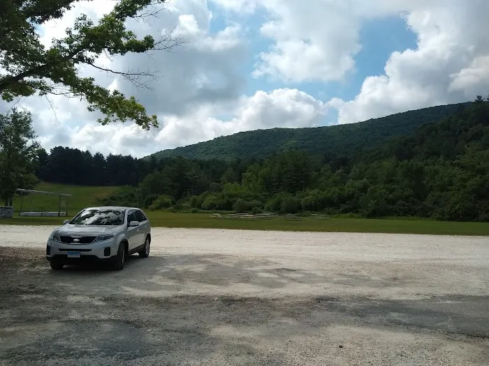 Lone Oak Campsites 8