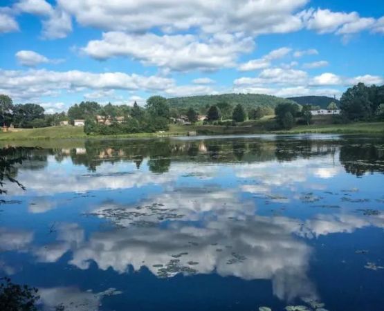 Crazy Acres Campground at Beaver Spring Lake
