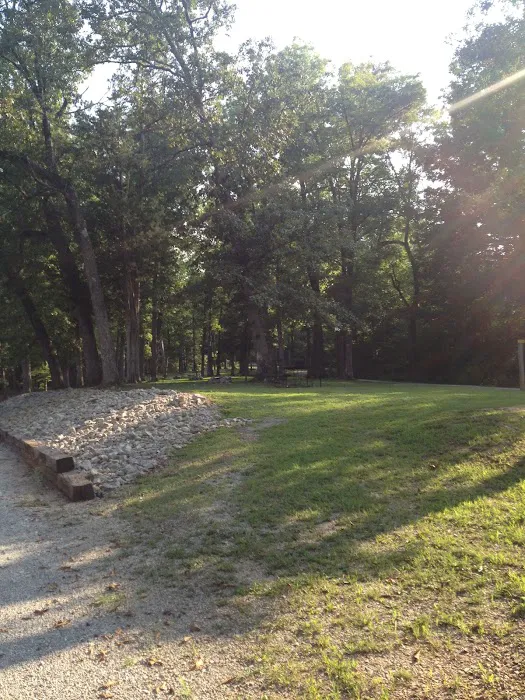 Horse Cave KOA Holiday 5