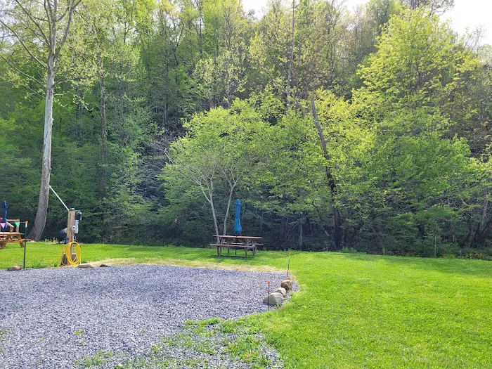 Creekside Stayz Campground 6
