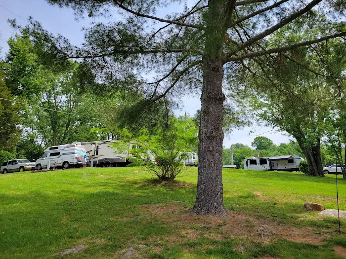 Lazy Llama Campground 3