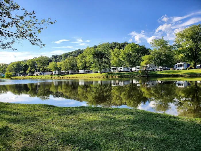 Friends O' Mine Campground & Cabins 1