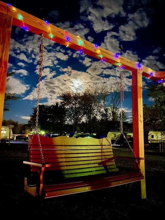 Friends O' Mine Campground & Cabins 9