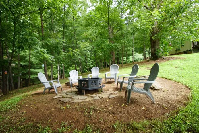 Byrd's Branch Campground and Country Store 3