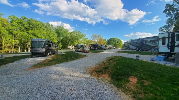 Salem Breeze RV Park 3