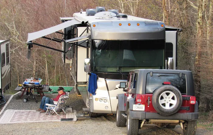 Fancy Gap Cabins and Campground 5