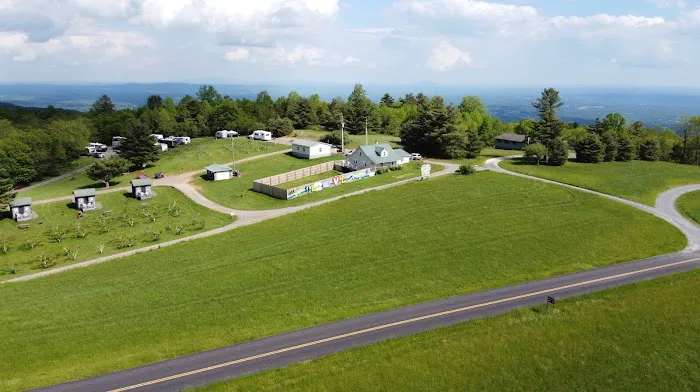 Fancy Gap Cabins and Campground 9