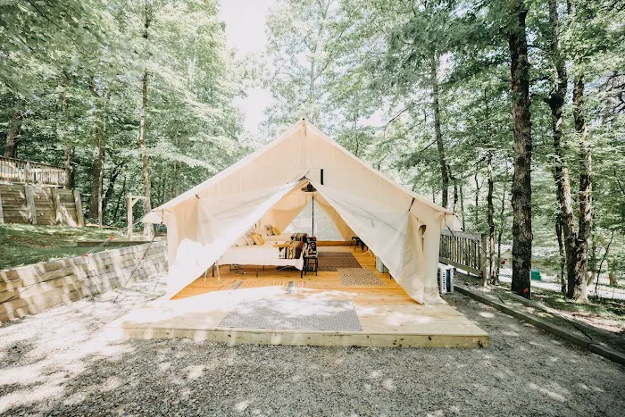 Timberline Glamping at Amicalola Falls 9