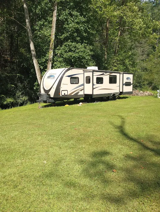 Hanging Dog GLAMP Campground 8
