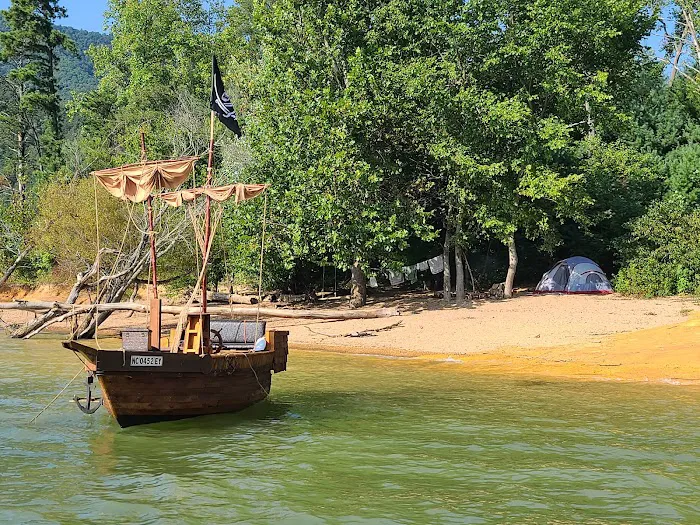 Clifford Island 2