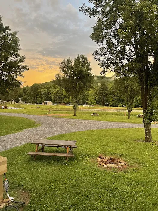 Grand View Ranch and RV Park 7