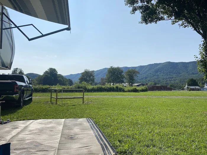 Grand View Ranch and RV Park 9