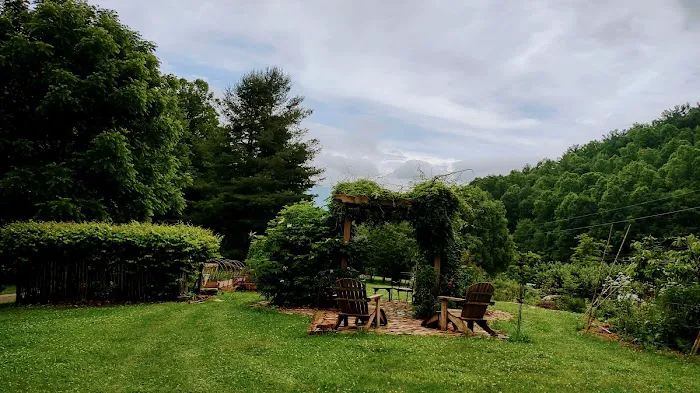 Blackberry Blossom Farm, Tent Campground, Suites 4