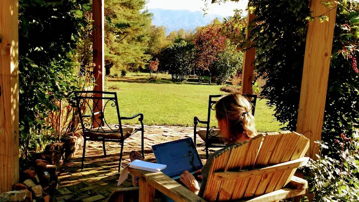 Blackberry Blossom Farm, Tent Campground, Suites 9