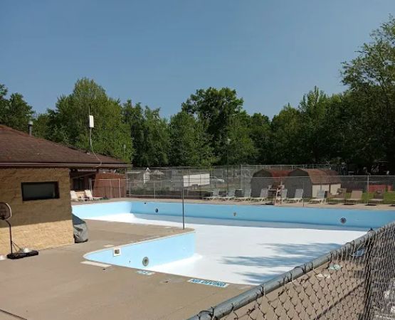 Cross Creek Camping Resort