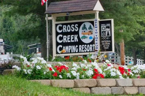 Cross Creek Camping Resort 5