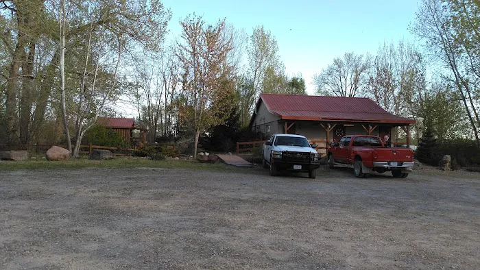 River Valley Lodge & Campground 4