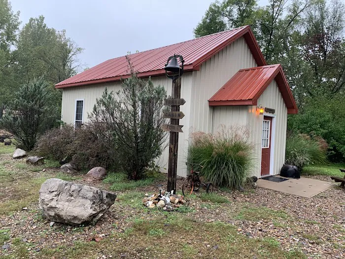 River Valley Lodge & Campground 1